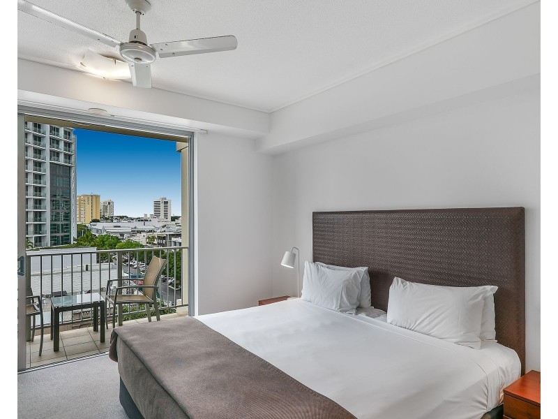 30705/2 APLIN STREET, Cairns City QLD 4870