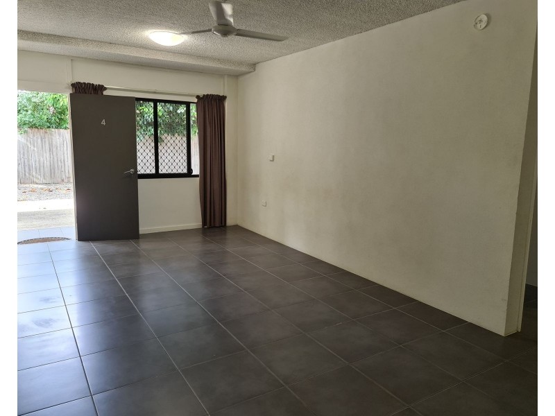 2/338 Sheridan Street, Cairns North QLD 4870