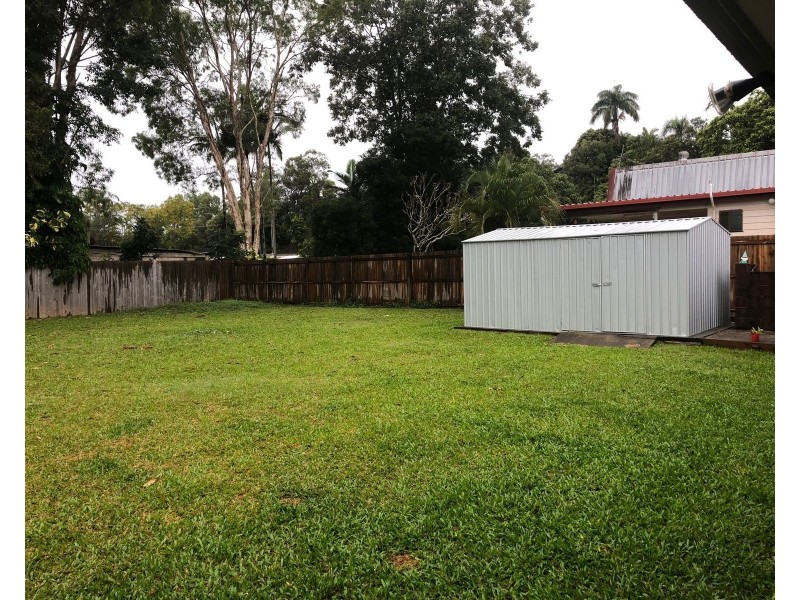 8 Goldwyn Close, White Rock QLD 4868