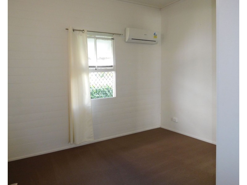 228 Grafton Street, Cairns North QLD 4870