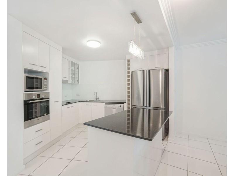 103 /114-118 Abbott Street, Cairns City QLD 4870