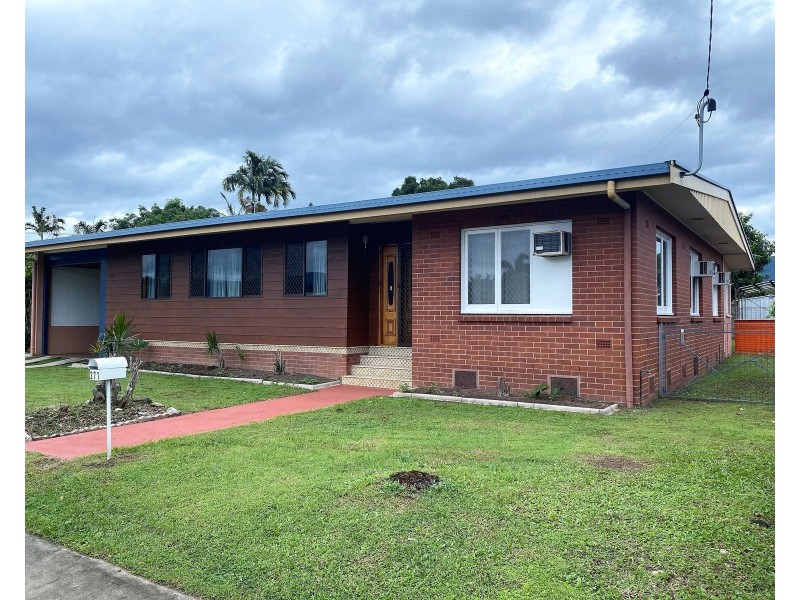 271 Aumuller Street, Westcourt QLD 4870