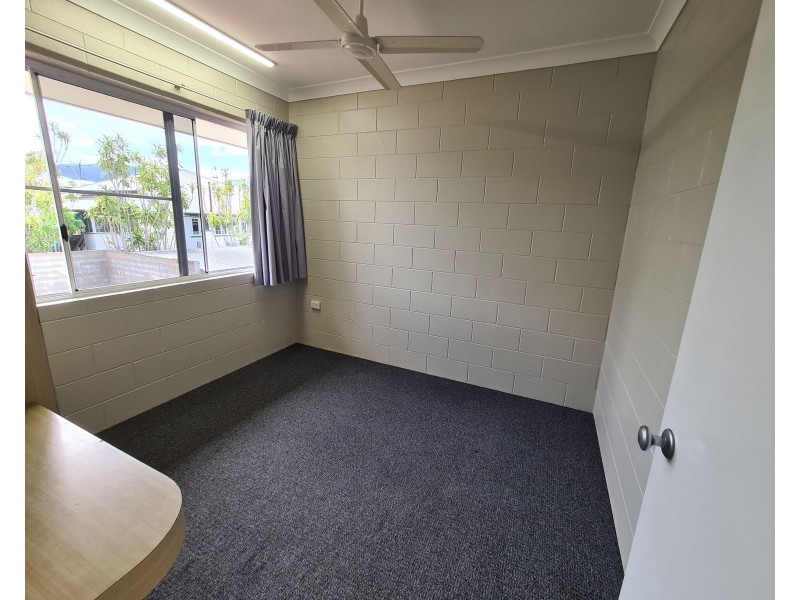8/169 Grafton Street, Cairns City QLD 4870