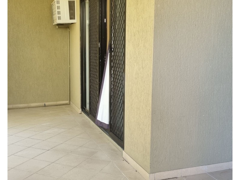 1/83 Hayward Street, Mooroobool QLD 4870