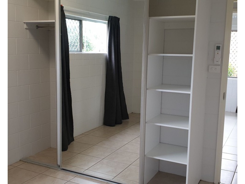 1/52 Alberta Drive, Woree QLD 4868