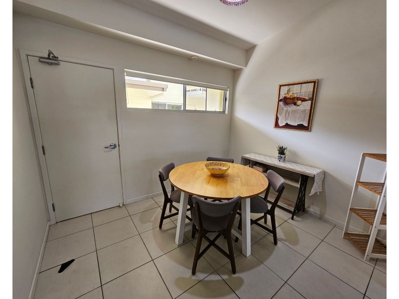 9/110-114 Collins Avenue, Edge Hill QLD 4870