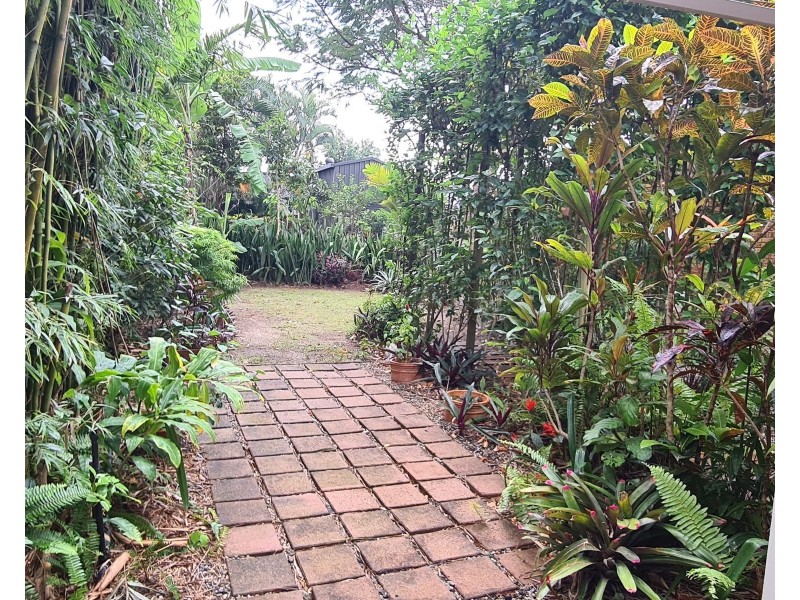 360 McLeod Street, Cairns North QLD 4870
