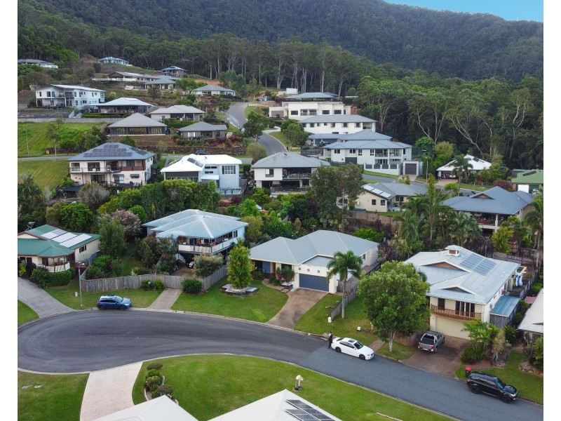 14 Hazelwood Close, Mount Sheridan QLD 4868