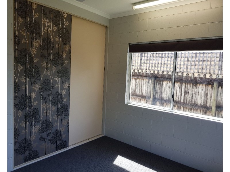 1/4 Alabama Street, White Rock QLD 4868