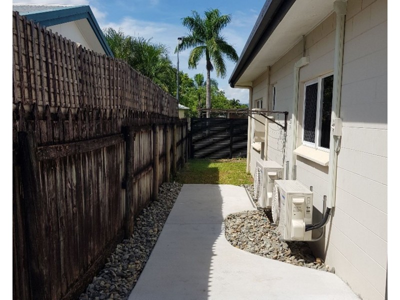 1/4 Alabama Street, White Rock QLD 4868