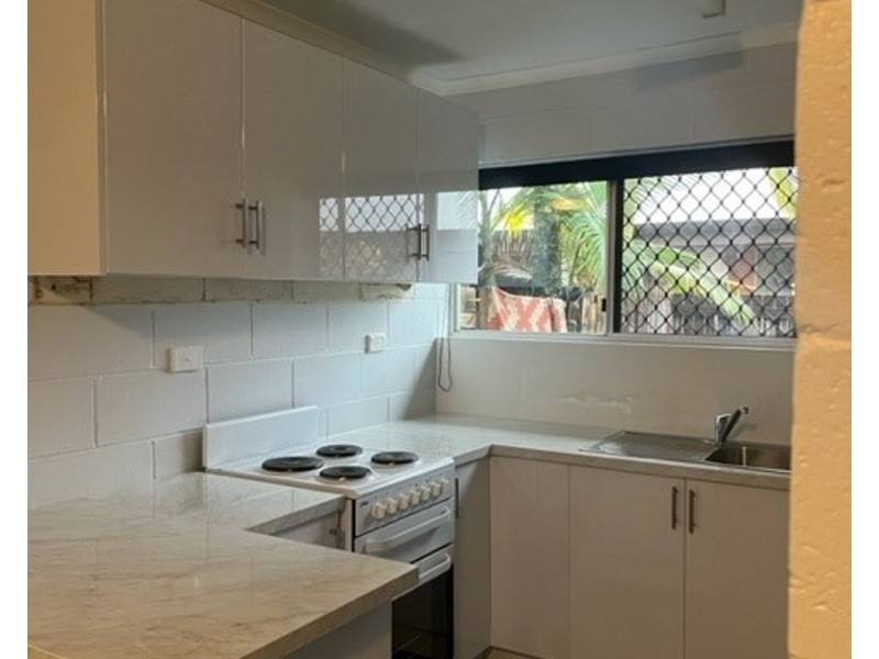 3/9 Sandown Close, Woree QLD 4868