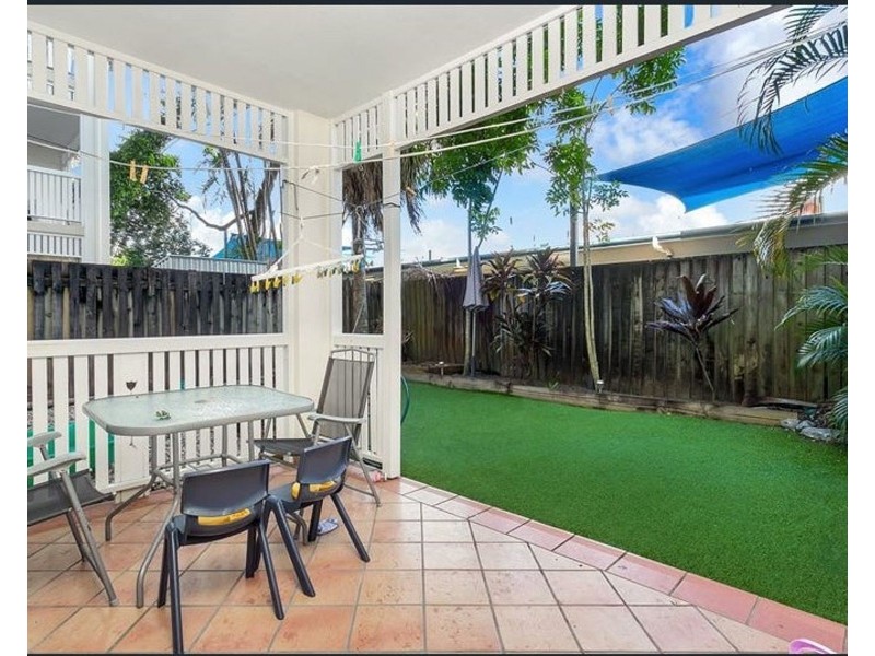 3/8 Clare Street, Parramatta Park QLD 4870