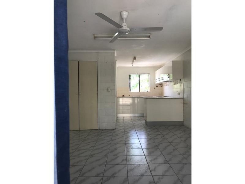 18/235 McLeod Street, Cairns North QLD 4870