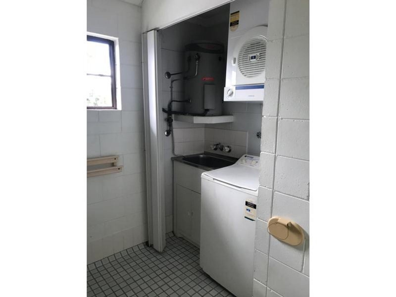 18/235 McLeod Street, Cairns North QLD 4870