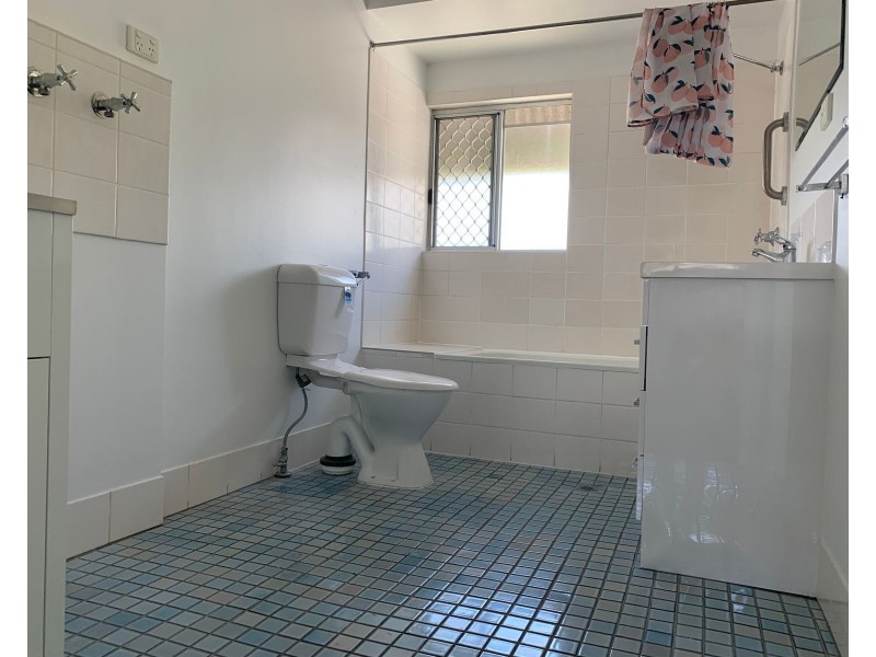 6/69 Pease Street, Manoora QLD 4870