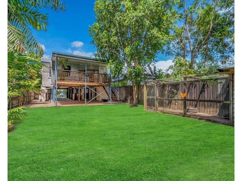 26 Queen Street, Parramatta Park QLD 4870