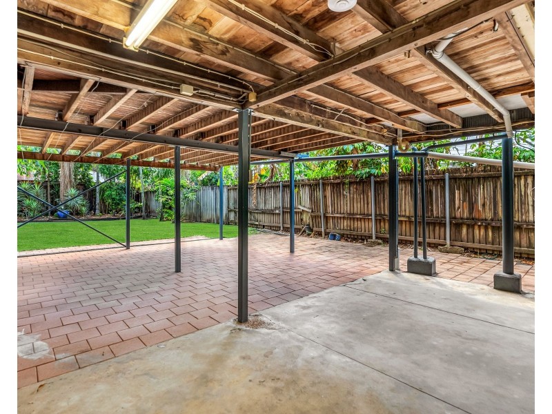 26 Queen Street, Parramatta Park QLD 4870