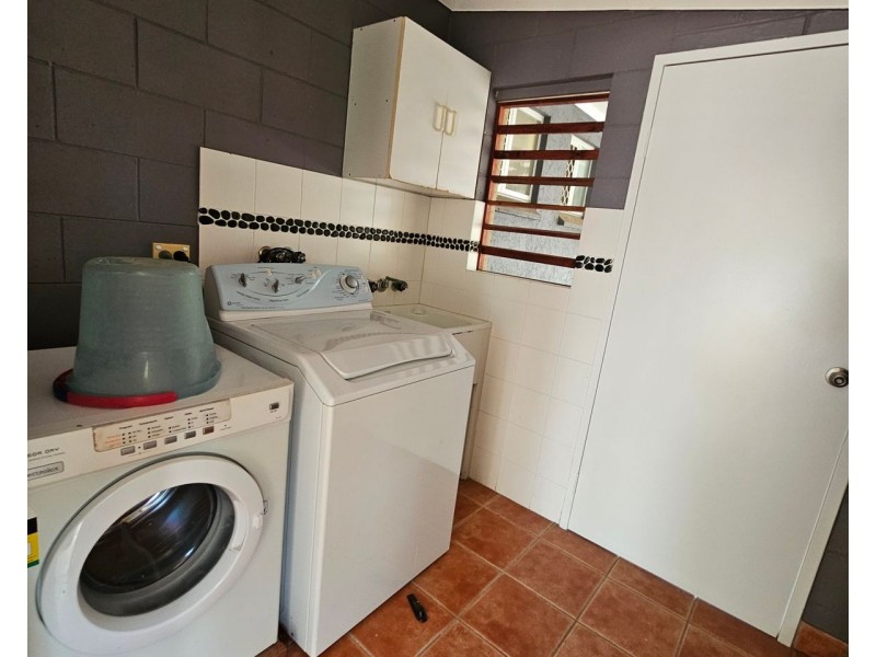 3 Peridot Street, Bayview Heights QLD 4868