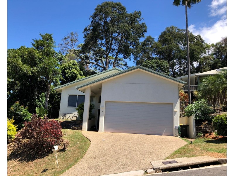 7 Beaman Close, Aeroglen QLD 4870