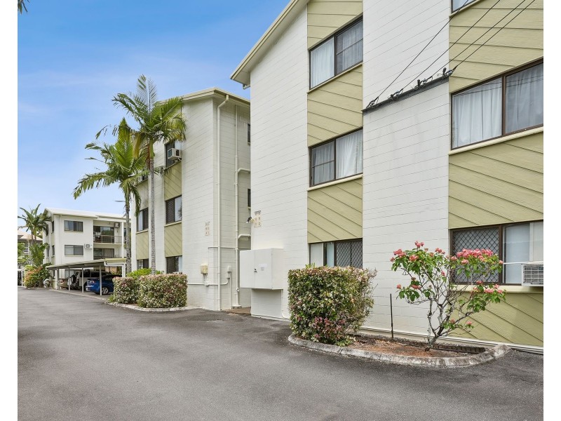 5/215-217 McLeod Street, Cairns North QLD 4870