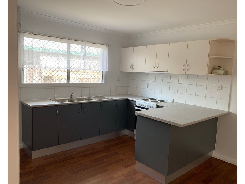 2/80 Birch Street, Manunda QLD 4870