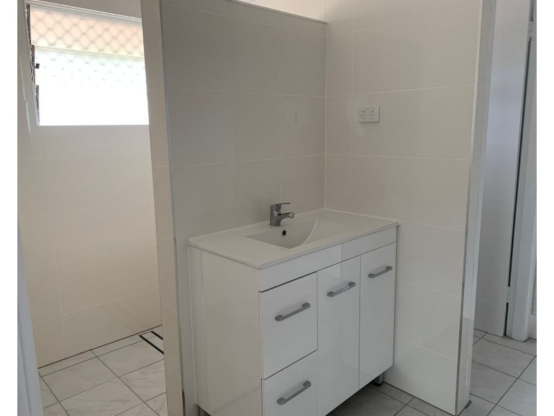 2/80 Birch Street, Manunda QLD 4870