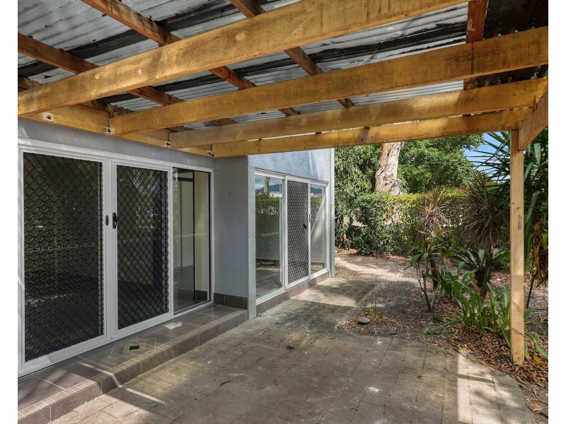 1/1 Chester Court, Manunda QLD 4870