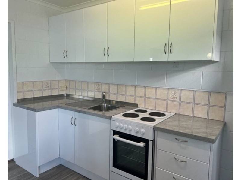 8/122 Aumuller Street, Bungalow QLD 4870