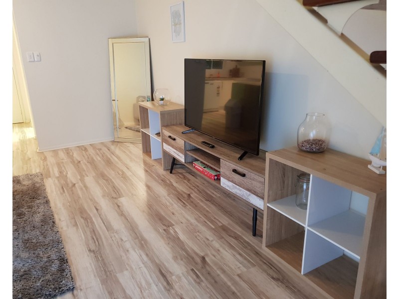 8/25-27 Fairweather Street, Yorkeys Knob QLD 4878