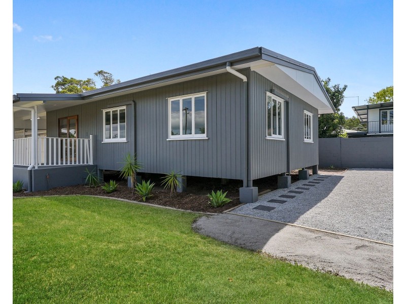 6 Jacaranda Close, Manunda QLD 4870