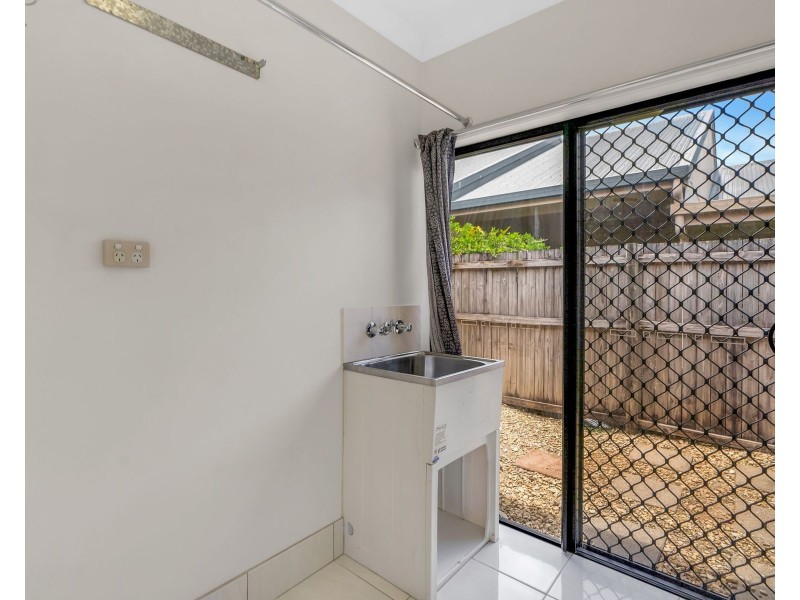 1 Ellis close, Kewarra Beach QLD 4879