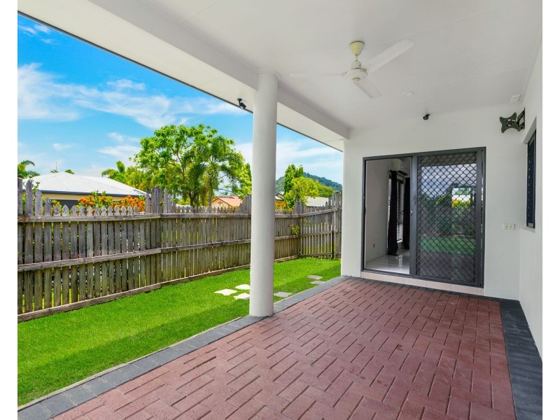 1 Ellis close, Kewarra Beach QLD 4879