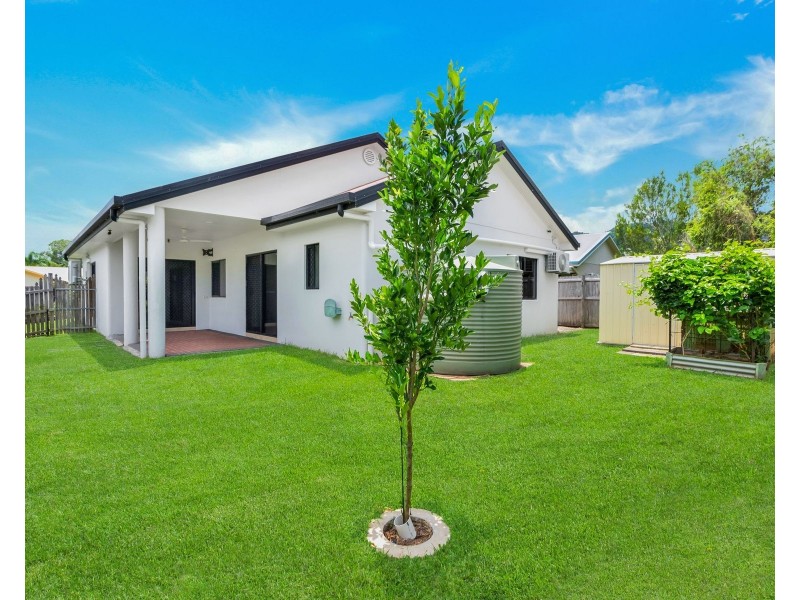 1 Ellis close, Kewarra Beach QLD 4879