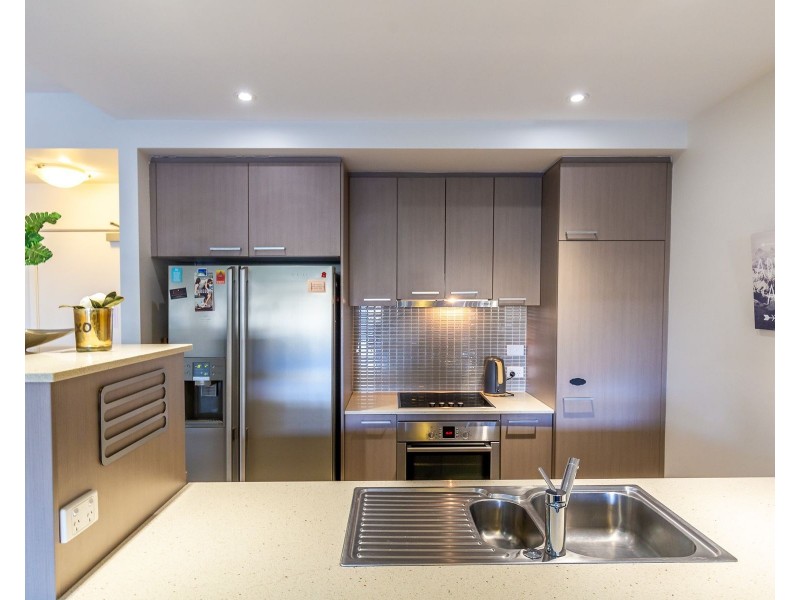 204/174-180 Grafton Street, Cairns City QLD 4870