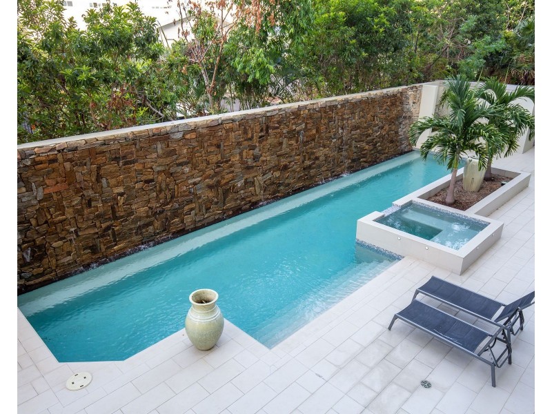 204/174-180 Grafton Street, Cairns City QLD 4870