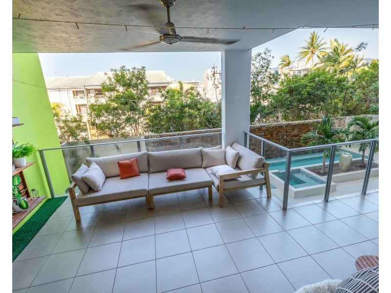 204/174-180 Grafton Street, Cairns City QLD 4870