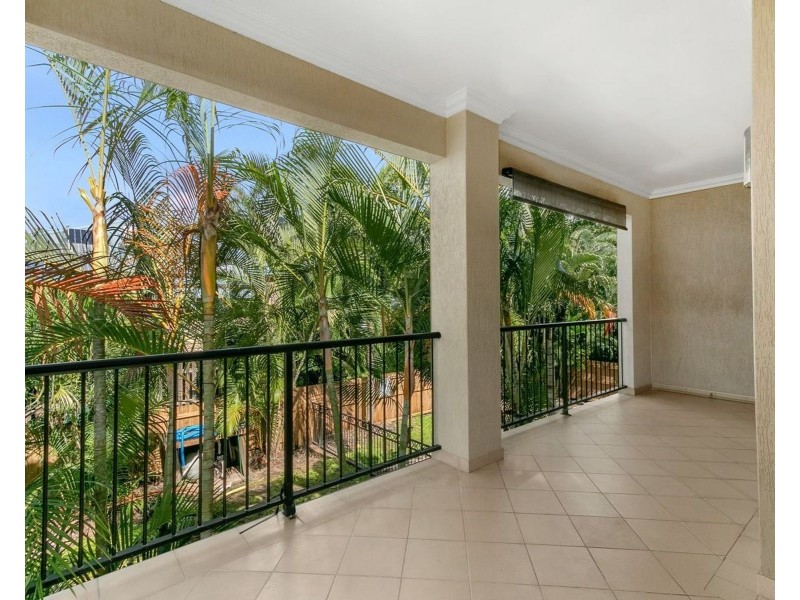 3/83 Hayward Street, Mooroobool QLD 4870