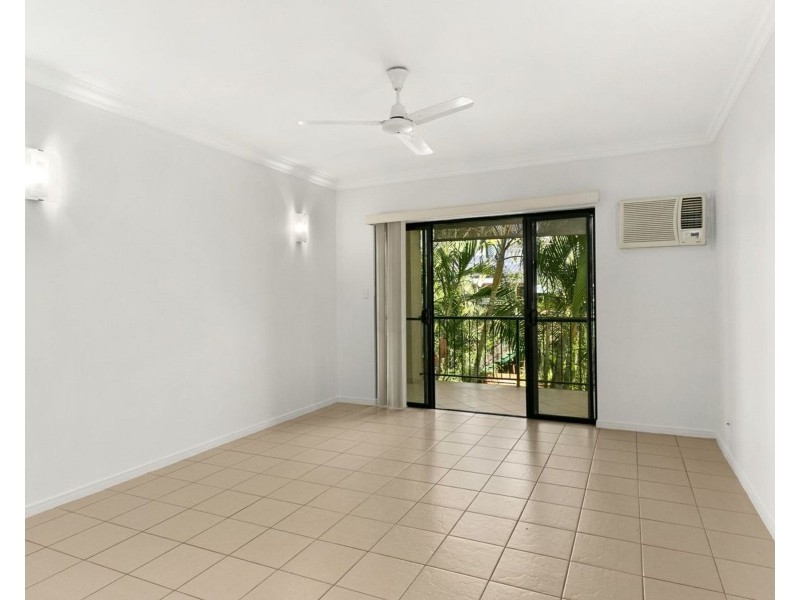 3/83 Hayward Street, Mooroobool QLD 4870