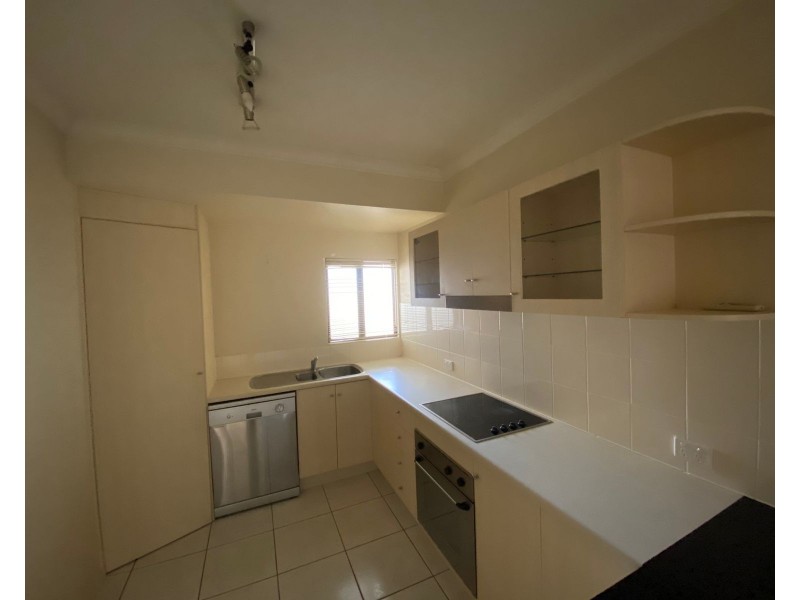 8/310-316 Lake Street, Cairns City QLD 4870