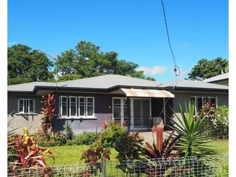 193 Newell Street, Bungalow QLD 4870