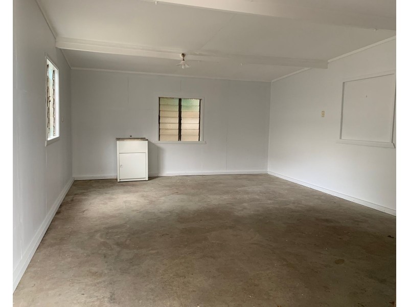 193 Newell Street, Bungalow QLD 4870