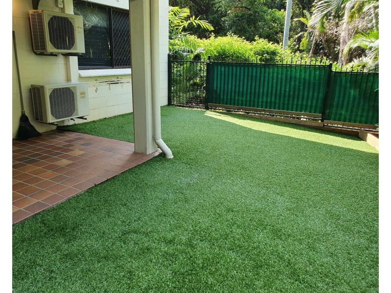 1/21-25 Cedar Close, Palm Cove QLD 4879