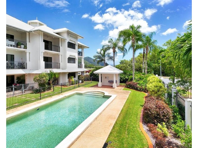 12/293-301 Esplanade, Cairns North QLD 4870
