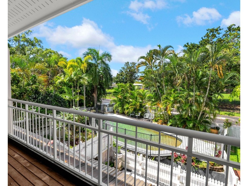 2/20-22 Corkill Street, Freshwater QLD 4870