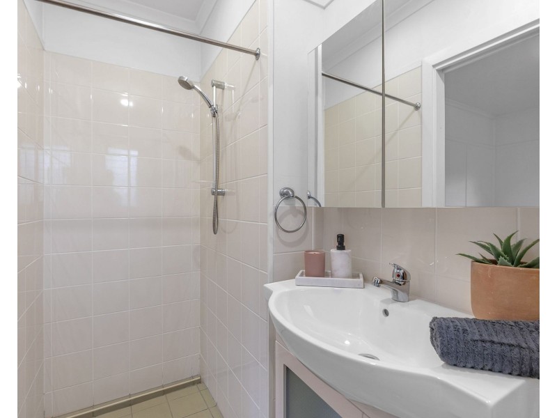 25 Cavendish Street, Earlville QLD 4870