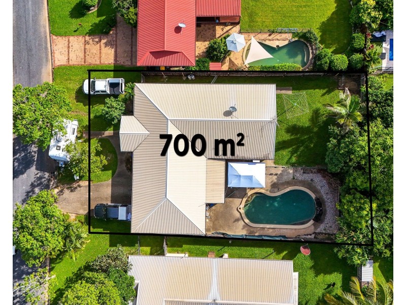 8 Greenford Close, Brinsmead QLD 4870