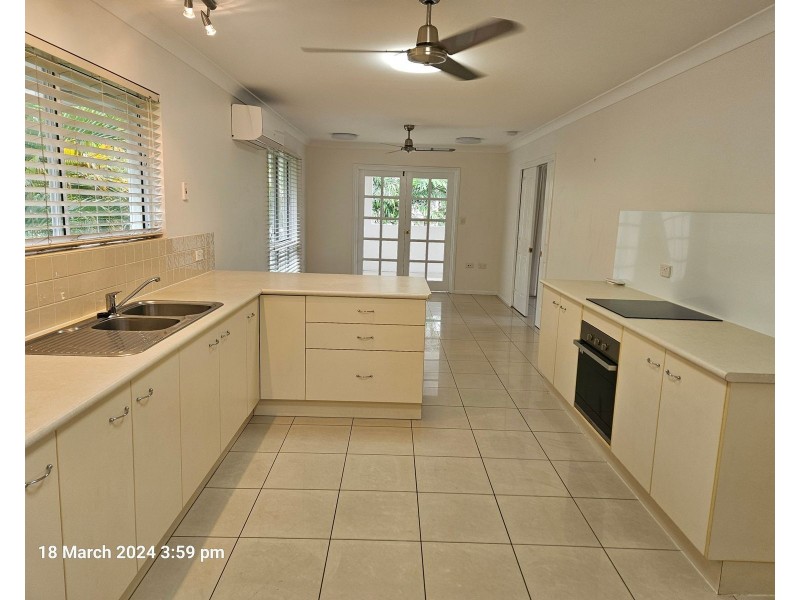 15 Martyn Street, Parramatta Park QLD 4870