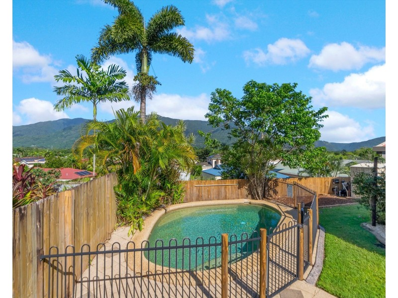 17 Saint Albans Close, Brinsmead QLD 4870