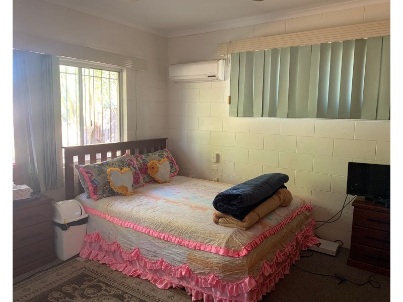 17 Card Avenue, Manunda QLD 4870