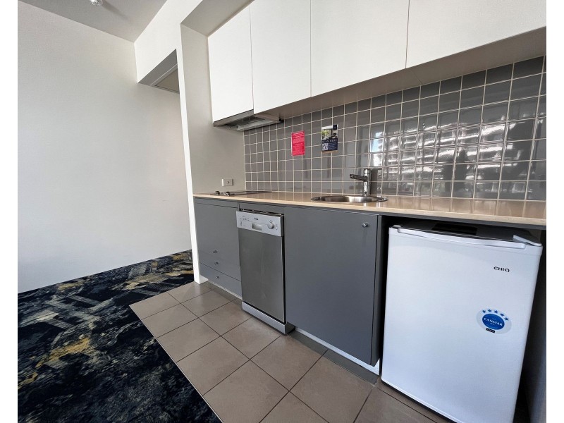 504/1 Marlin Parade, Cairns City QLD 4870